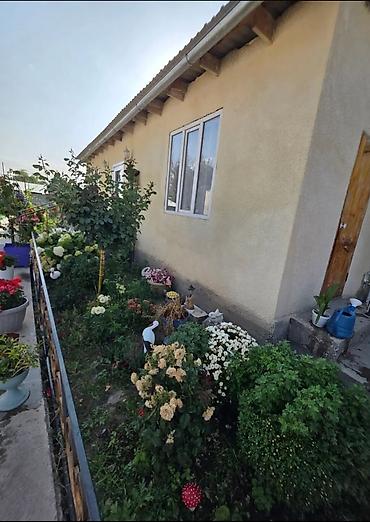 Продажа коттеджей и домов: Чуй обл. Орловка шаарынан чон там сатылат 17 сотка жер аянтчасы менен — 3