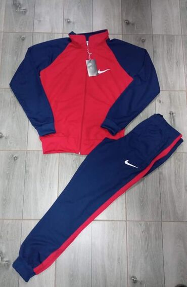 Trenerke: Muske komplet trenerke samo 4400 din
Velicine M, L, XL, XXL — 8