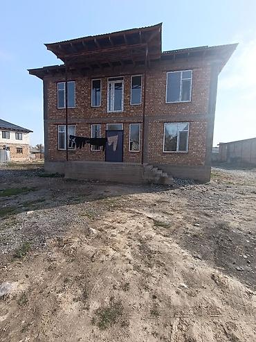 Продажа коттеджей и домов: 📌В районе больницы продается двухэтажный недостроенный дом на участке at lalafo.kg — 2 Продажа коттеджей и домов: 📌В районе больницы продается двухэтажный недостроенный дом на участке — 2