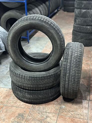 Комплект зимних шин Bridgestone 195/65 R15 - Бренд: Bridgestone -