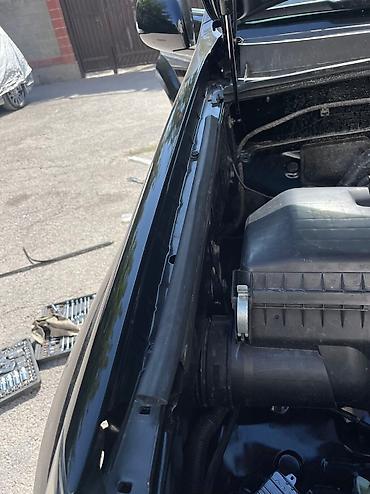 lecsus: Резинка под капотом на крыло Lexus Gx470 — 4