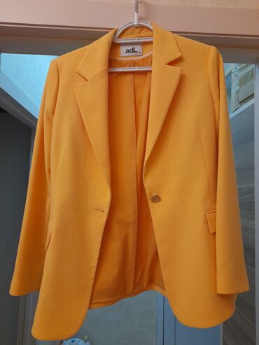 trikotaj qadın kostyumları: Adl, M (EU 38), rəng - Sarı