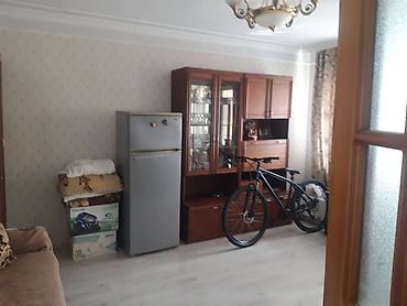 Uzunmüddətli kirayə mənzillər: Oz evimdi.vasiteci deyilem Mənzil yol qırağı binalar massivində -da lalafo.az — 8 Uzunmüddətli kirayə mənzillər: Oz evimdi.vasiteci deyilem Mənzil yol qırağı binalar massivində — 8