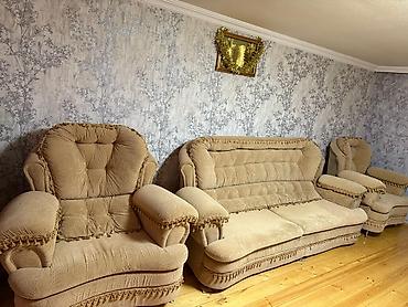 salon divanları: Klassik üslubda 3 parçalı yumşaq mebel dəsti - Tərkibi: 1 ədəd 3 — 3