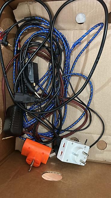 jbl monitor: Səs və işıq avadanlığı komplekti Tərkib: - 2 ədəd simsiz əl mikrofonu — 5