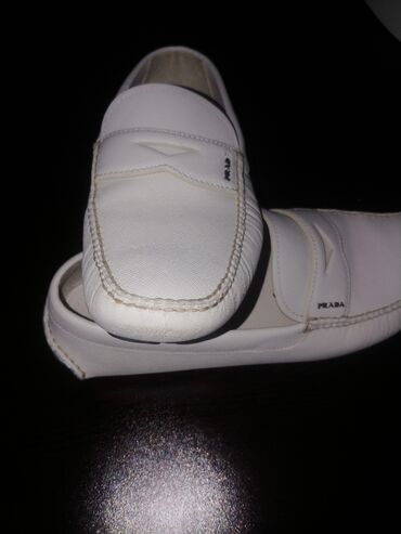 Ayaqqabılar: Prada
1 dəfə geyinilib
Ölçü - 44 / 45
Material dəri
Rəngi açıq bej — 9