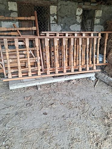iwdenmiw xalca: İşlənmiş Pilləkən məhəccəri, Taxta, Ünvandan götürmə — 1