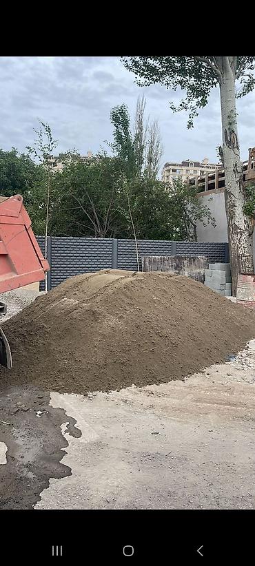 Песок строительный (навал) - Фракция: мелкая, однородная, без крупных at lalafo.kg Песок строительный (навал) - Фракция: мелкая, однородная, без крупных