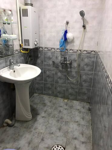 Köhnə tikili: Bakı, 2 otaqlı, Köhnə tikili, 65 kv. m — 12