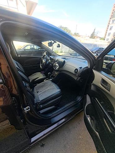 şevrolet aveo satışı: Chevrolet Aveo: 1.4 l | 2014 il 270000 km Sedan — 9