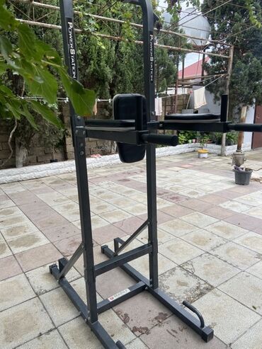 Спортивные сумки: Power Station çoxfunksiyalı idman stansiyası - Çənə dartma (turnik)