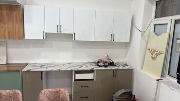 metbext masasi: Metbex mebeli elde var hazir tezedi 450 azn. Mdf akril. Olcu 2.40