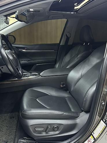 lexus lx 570 2018: Toyota Camry: 2018 г., 2.5 л, Автомат, Гибрид, Седан — 6