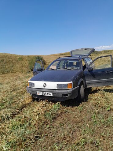 авто гольф 4: Volkswagen Passat Variant: 1992 г., 1.8 л, Механика, Бензин, Универсал