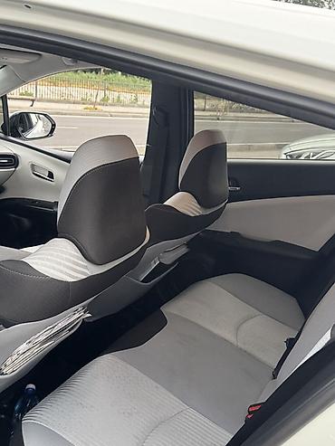приус 2017: Toyota Prius: 2018 г., 1.8 л, Вариатор, Гибрид, Хэтчбэк — 3