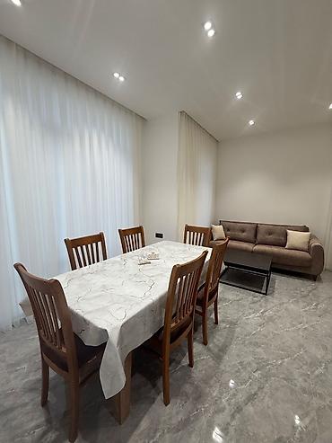 Günlük kirayə evlər: Şamaxı rayonu, Melhem kəndində yerləşən 4 otaqlı, əla təmirli ev — 6