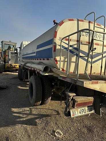 Водители грузового транспорта: Требуется Водитель грузового транспорта, Категория прав (C1), На тягач, На самосвал, 3-5 лет опыта, Премии, Мужчина — 9