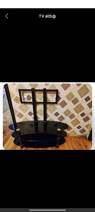 bar stoyka: TV altlığı və montaj dayağı - Rəng: qara - Material: şüşə rəflər + — 1