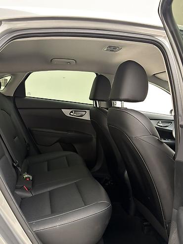 Kia: Kia K3: 2022 г., 1.6 л, Автомат, Бензин, Седан — 8