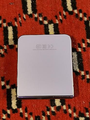 ми 9 с: Samsung Galaxy Z Flip 4, Б/у, 256 ГБ, цвет - Фиолетовый — 2