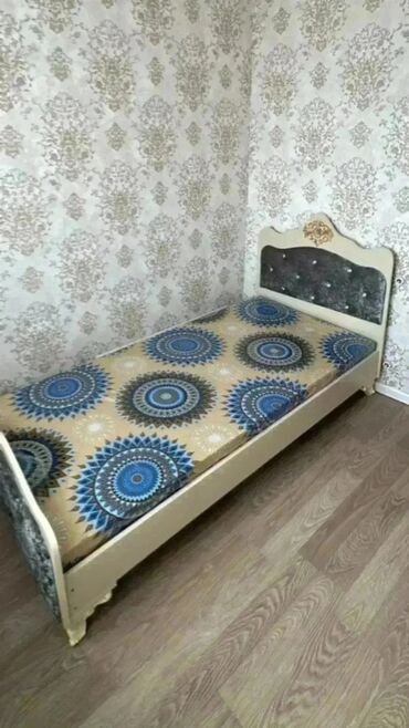 Çarpayılar: Təknəfərlik çarpayı, Bazasız, Matras ilə, Siyirməsiz — 11