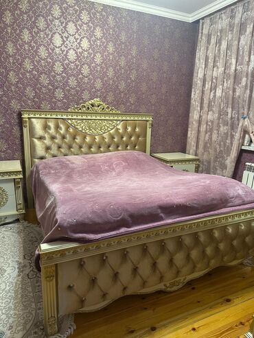 Ev üçün digər mebel: Qonaq dəsti ilə yataq dəsti hamsi birlikdə satilir. Yaxşı — 3