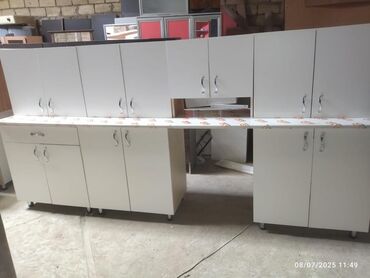 metbex rengleri: Mebil yendi ölcu 3 metir kirem renginde var ünvan masazir Ağ