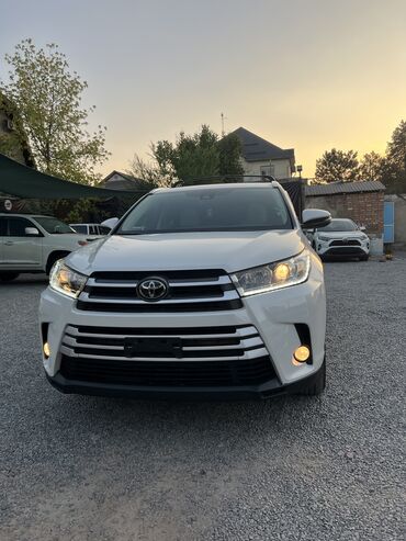 куплю авто в бишкеке: Toyota Highlander: 2018 г., 3.5 л, Автоматтык, Бензин, Жол тандабас