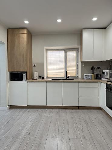 Продажа коттеджей и домов: 4 комнаты, 78 м², 4 соток, Бишкек, Юнусалиева/Суванбердиева Собственник — 12