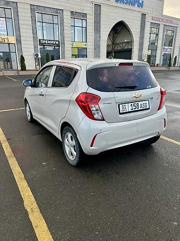 Chevrolet: Chevrolet Spark: 2016 г., Автомат, Бензин, Хэтчбэк — 3