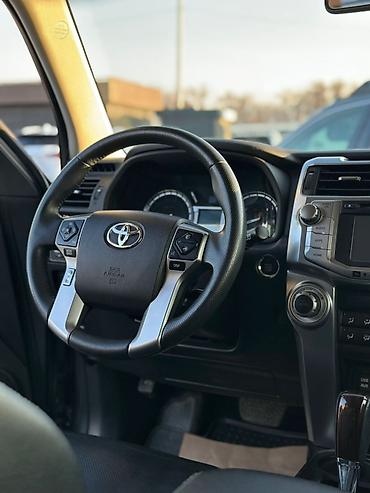 Другие детали салона: Toyota 4Runner — интерьер и оснащение свежый не оформленый - Руль с — 1