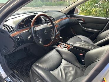 коллектор м54: Mercedes-Benz 220: 2003 г., 5 л, Автомат, Бензин, Седан