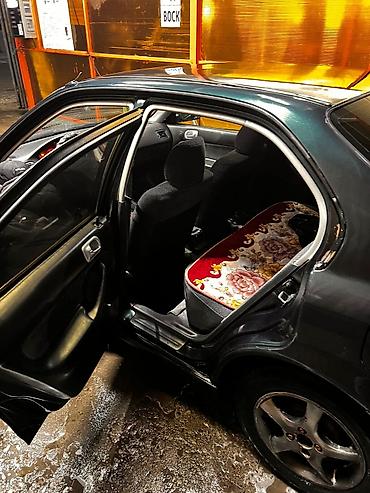 Honda: Honda Civic: 1998 г., Седан — 8