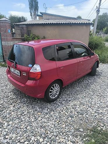 70 сом: Honda Fit: 2006 г., 1.5 л, Автомат, Бензин, Хетчбек — 8