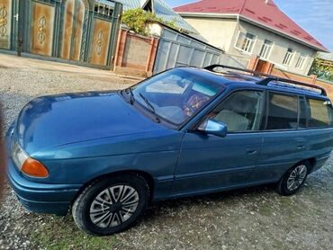 Opel: Opel Astra: 1994 г., 1.6 л, Механика, Бензин, Универсал