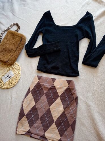 Bluze: Ženska odeća i obuća – paket S, M Sve je ili novo ili jako dobro na lalafo.rs — 15 Bluze: Ženska odeća i obuća – paket S, M Sve je ili novo ili jako dobro — 15