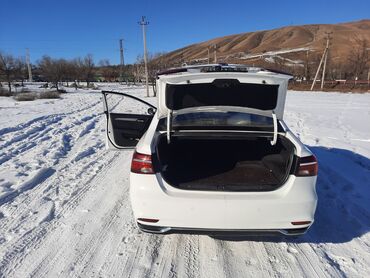 Roewe: Roewe Ei6: 2018 г., 1 л, Автомат, Гибрид, Седан at lalafo.kg — 9 Roewe: Roewe Ei6: 2018 г., 1 л, Автомат, Гибрид, Седан — 9