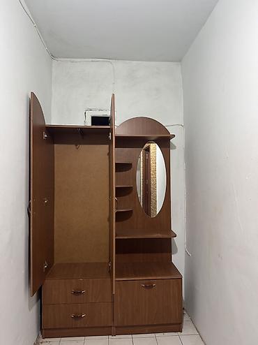 dolab kombi: İşlənmiş, 2 qapılı, Güzgülü, Qəhvəyi, Açılan, Düz dolab — 2