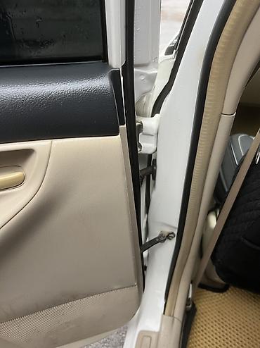 Toyota: Toyota Allex: 2004 г., 1.5 л, Типтроник, Бензин, Хэтчбэк — 17