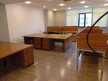 işlənmiş ofis stolu: İşlənmiş, Dördbucaq masa — 4