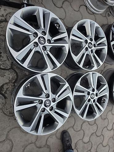 5: Комплект оригинальных литых дисков Hyundai (4 шт.) - Диаметр: 17" — 2