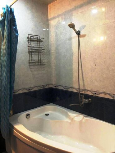 Uzunmüddətli kirayə mənzillər: Megafun binasının yanı 16 mərtəbəli binanın 7-ci mərtəbəsi ümumi — 9