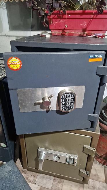 Сейфы для денег и документов: СЕЙФЫ. !!! Огнестойкий взломостойкий, цена: договорная. У нас — 1