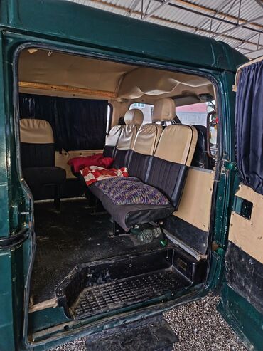 QAZ: QAZ GAZel: 2.7 l | 1999 il 2000 km Mikroavtobus — 3