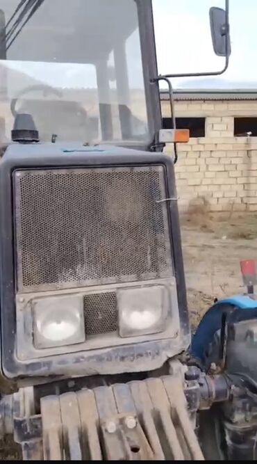 Traktorlar: MTZ-892 Buraxılış ili 2018 Yürüşü maksimum 2000 motosaat Hər birinin -da lalafo.az — 11 Traktorlar: MTZ-892 Buraxılış ili 2018 Yürüşü maksimum 2000 motosaat Hər birinin — 11