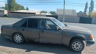 Mercedes-Benz W124: 1992 г., 2.3 л, Механика, Бензин, Седан