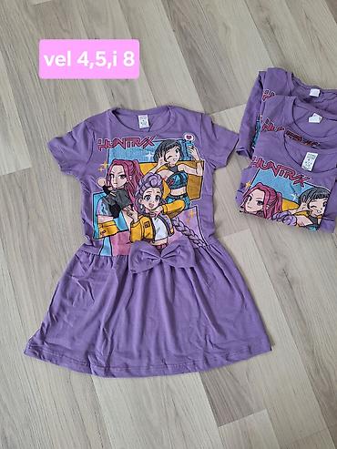 bele ski pantalone: Huntrix pamucne haljinice
velicine 4,5 i 8 — 1