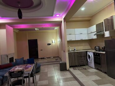 Günlük kirayə mənzillər: 3 otaqlı — 2