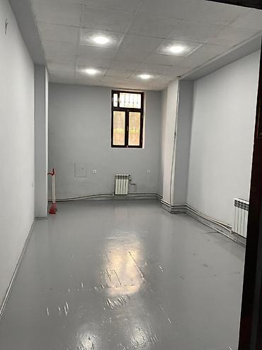 kirayə qaraj: Xətai Rayonu, Gəncə prospekti yol kənarında obyekt icaarəyə verilir. 1 — 6