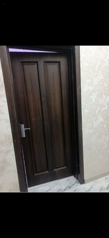 otaq qapilari kreditle: Qapi 4eded 
65azn biri
Sulutepe 9906 leli